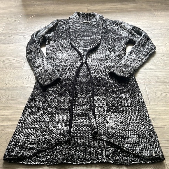 🔥emu🔥 | Dark 100% Merino Wool Knit Sarina Cardigan  Sweater - Picture 5 of 16